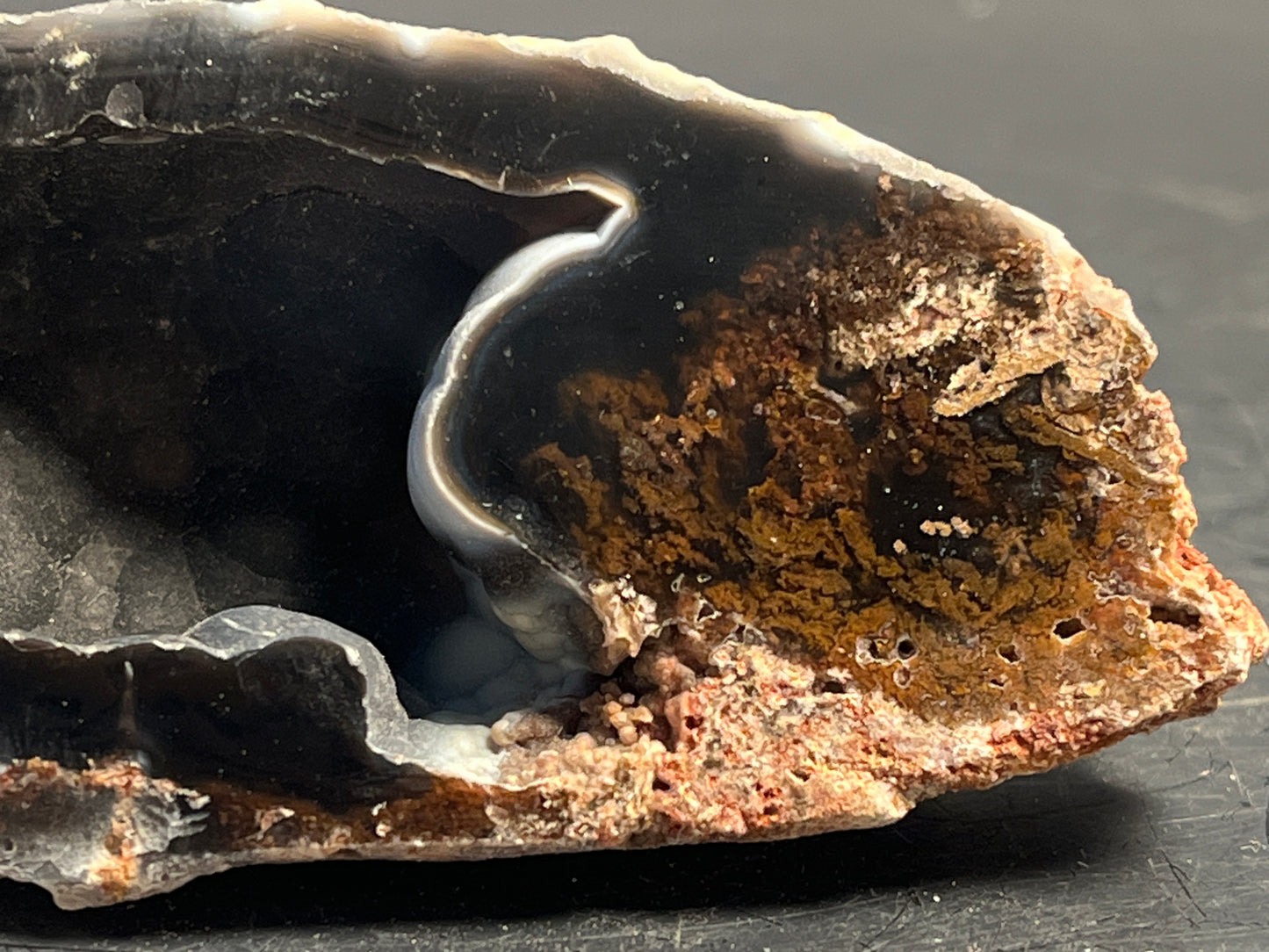 Agate Geode Half 066