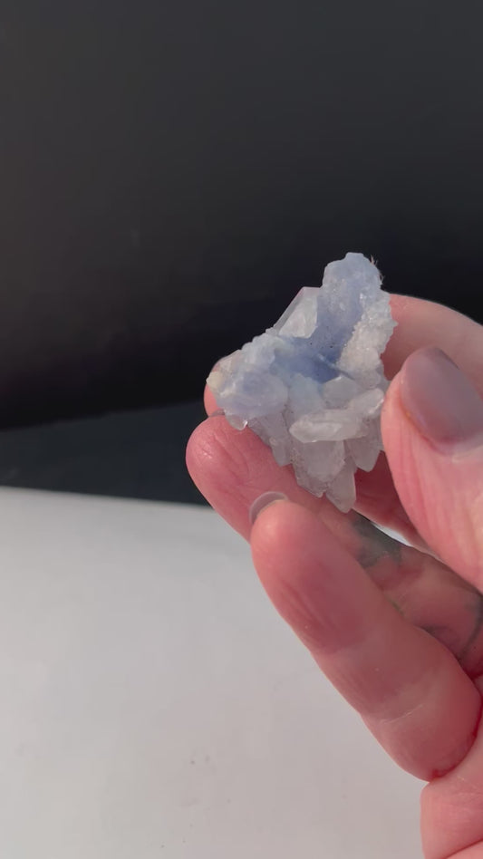 Dumortierite in Quartz 2