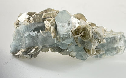 Aquamarine w/ Muscovite 9  - Pakistan