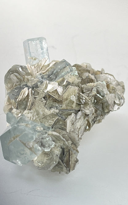 Aquamarine w/ Muscovite 9  - Pakistan