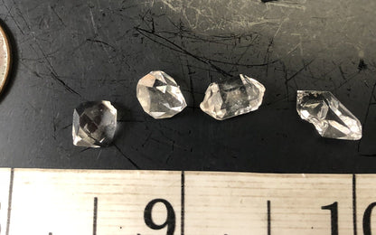 Herkimer Diamond Pairs 8618 | Of Coins & Crystals